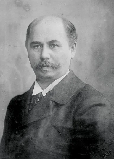 Franz Paasche: What's Verizon Up To?